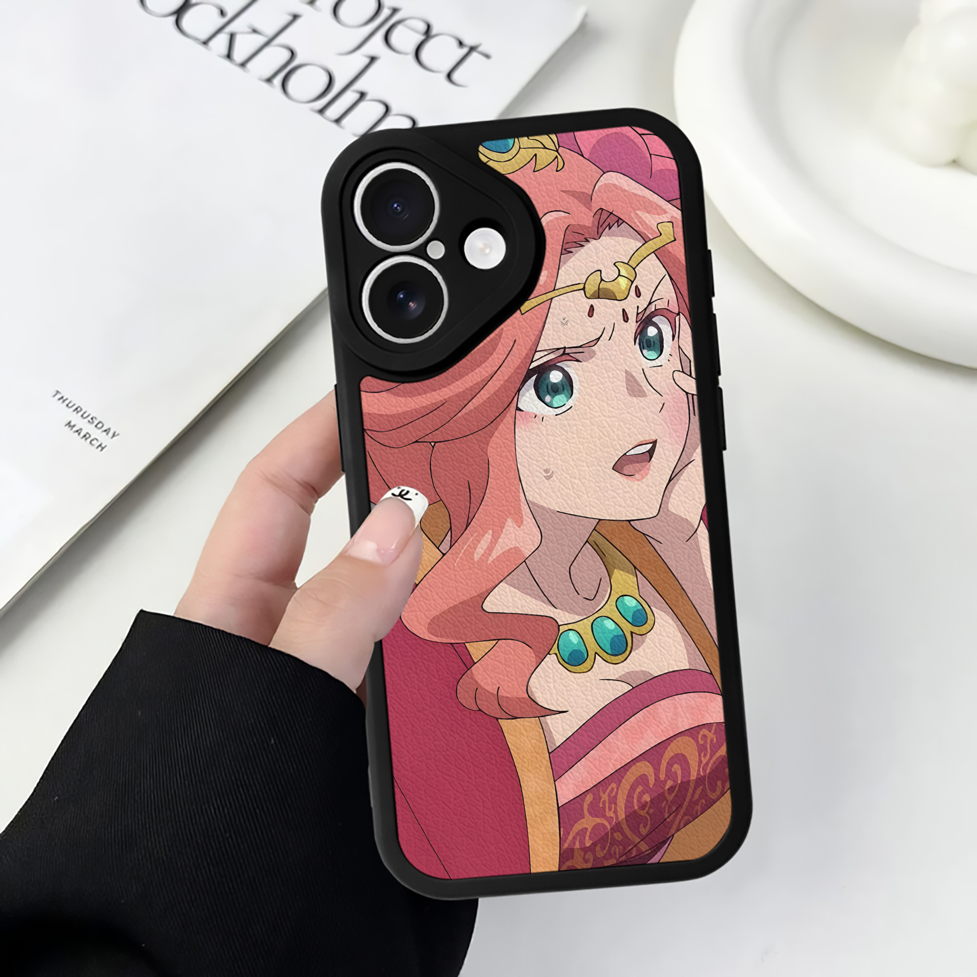 薬屋のひとりごと The Apothecary Diaries 【iPhone 16シリーズ対応】シリコンスマホケース（レザー調） 材質：シリコン